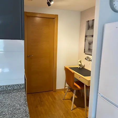 R2r - Molinon Estudio - 1a170 דירה גיחון