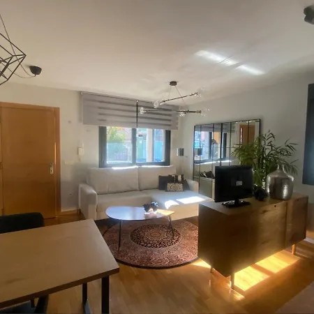 Apartment R2r - Molinon Estudio - 1a170 *